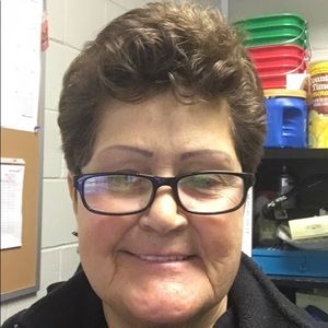 Meet your Posher, Debbie